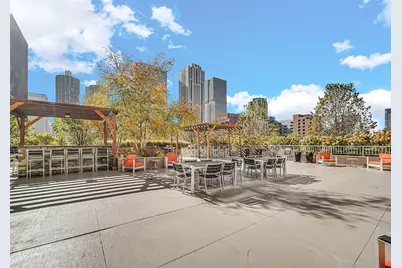 [Address not provided], Chicago, IL 60654 - Photo 17