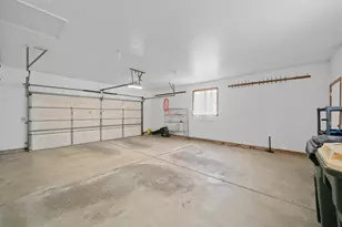 215 Leisure St, Yorkville, IL 60560 - Photo 21