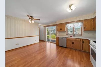 215 Leisure Street, Yorkville, IL 60560 - Photo 11