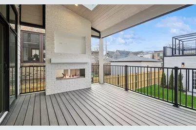 3233 Central Street #2, Evanston, IL 60201 - Photo 9