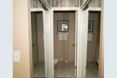 1056 N Mill Street #304, Naperville, IL 60563 - Photo 17