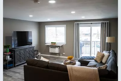 1056 N Mill Street #304, Naperville, IL 60563 - Photo 3