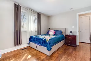 1240 N Boxwood Dr, Mount Prospect, IL 60056 - Photo 17