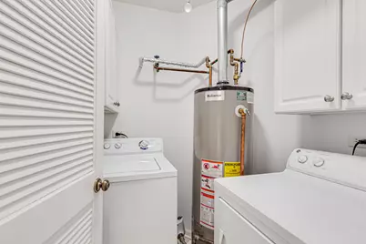 353 Satinwood Court S, Buffalo Grove, IL 60089 - Photo 17