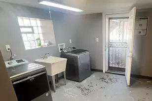 8419 S Wood St, Chicago, IL 60620 - Photo 17