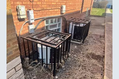 8419 S Wood Street, Chicago, IL 60620 - Photo 37