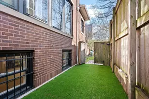 740 W Hutchinson St, Chicago, IL 60613 - Photo 59