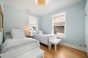 740 W Hutchinson St, Chicago, IL 60613 - Photo 43