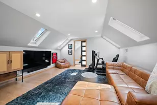 740 W Hutchinson St, Chicago, IL 60613 - Photo 47