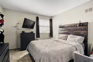 8475 162nd Pl, Tinley Park, IL 60487 - Photo 9