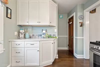 105 N Lincoln Avenue, Park Ridge, IL 60068 - Photo 11