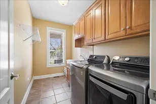22W155 2nd St, Glen Ellyn, IL 60137 - Photo 15
