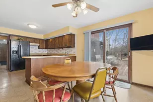 7517 Pheasant Dr, Lakewood, IL 60014 - Photo 17