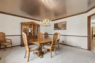 7517 Pheasant Dr, Lakewood, IL 60014 - Photo 11