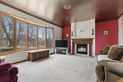 7517 Pheasant Drive, Lakewood, IL 60014 - Photo 5