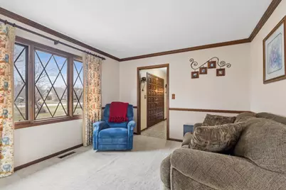7517 Pheasant Drive, Lakewood, IL 60014 - Photo 7