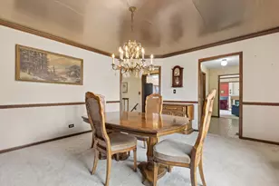 7517 Pheasant Dr, Lakewood, IL 60014 - Photo 9