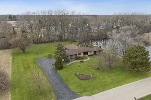 7517 Pheasant Dr, Lakewood, IL 60014 - Photo 41