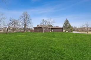 7517 Pheasant Dr, Lakewood, IL 60014 - Photo 37