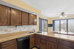 7517 Pheasant Dr, Lakewood, IL 60014 - Photo 15