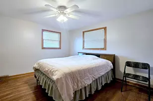 357 N Pioneer Dr, Addison, IL 60101 - Photo 11