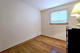 357 N Pioneer Dr, Addison, IL 60101 - Photo 13