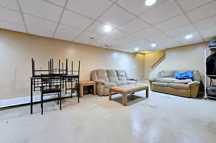 357 N Pioneer Dr, Addison, IL 60101 - Photo 17