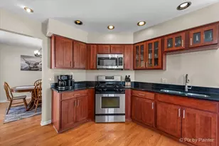 735 Royal Glen Dr, Cary, IL 60013 - Photo 5