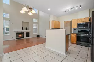 251 Lenox Ln, Mundelein, IL 60060 - Photo 19