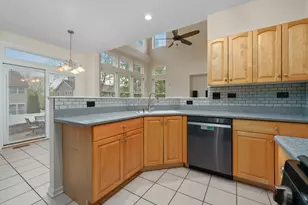 251 Lenox Ln, Mundelein, IL 60060 - Photo 21