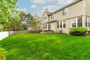 251 Lenox Ln, Mundelein, IL 60060 - Photo 39