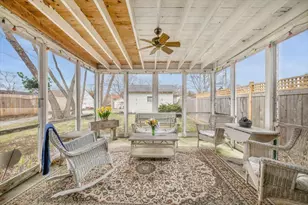 1324 Hickory St, Waukegan, IL 60085 - Photo 15