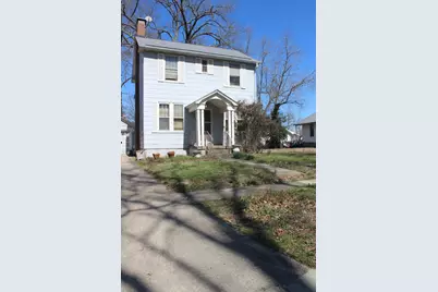 804 E 4th Street E, Centralia, IL 62801 - Photo 3