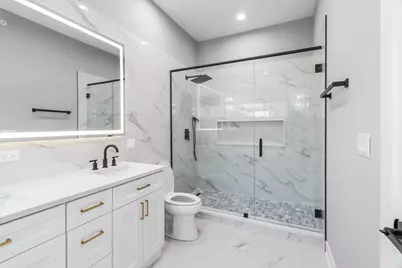 2411 N 77th Avenue, Elmwood Park, IL 60707 - Photo 15