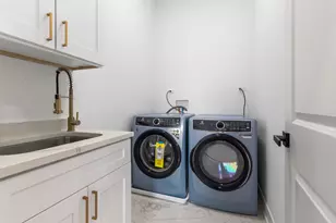 2411 N 77th Ave, Elmwood Park, IL 60707 - Photo 23