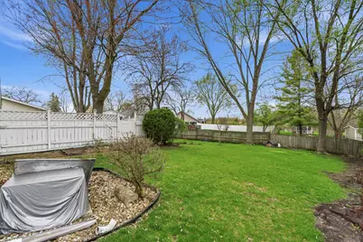 1640 E Andover Drive, Hanover Park, IL 60133 - Photo 29