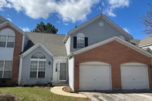 134 Heritage Ct, Gurnee, IL 60031 - Photo 1