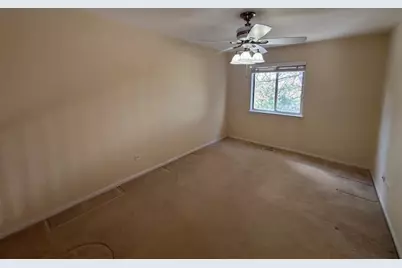 134 Heritage Court, Gurnee, IL 60031 - Photo 9