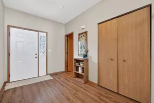 6923 Clearwater Dr, Plainfield, IL 60586 - Photo 5