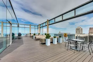 600 N Fairbanks Ct, Chicago, IL 60611 - Photo 35