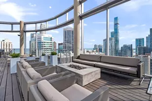 600 N Fairbanks Ct, Chicago, IL 60611 - Photo 39