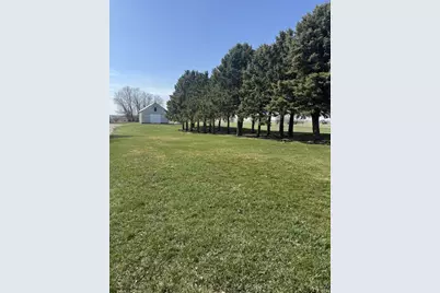 19381 Luther Road, Sterling, IL 61081 - Photo 17