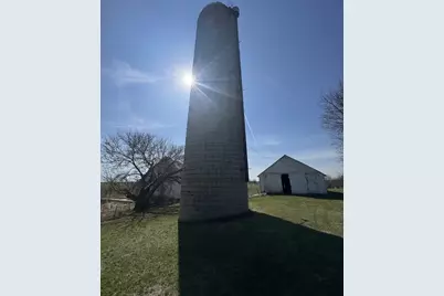 19381 Luther Road, Sterling, IL 61081 - Photo 23