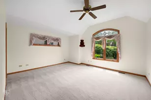 589 Edelweiss Dr, Antioch, IL 60002 - Photo 11