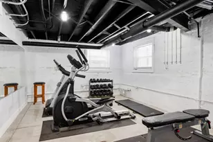 1059 W Glenlake Ave, Chicago, IL 60660 - Photo 11