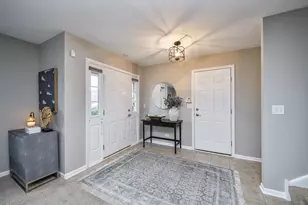 27W753 S Meadowview Dr, Winfield, IL 60190 - Photo 3