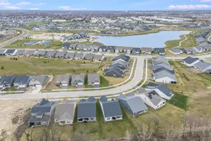 3279 Oak Creek Ln, Aurora, IL 60503 - Photo 31