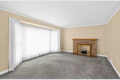 6034 Grove Court, Morton Grove, IL 60053 - Photo 3