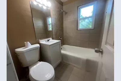 1332 Wentworth Avenue, Calumet City, IL 60409 - Photo 9