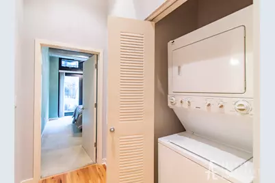 1033 W 14th Place #114, Chicago, IL 60608 - Photo 11